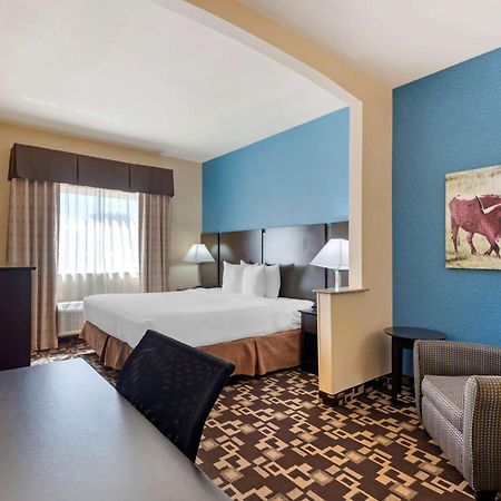 Best Western Plus Arlington North Hotel & Suites Grand Prairie Exterior photo