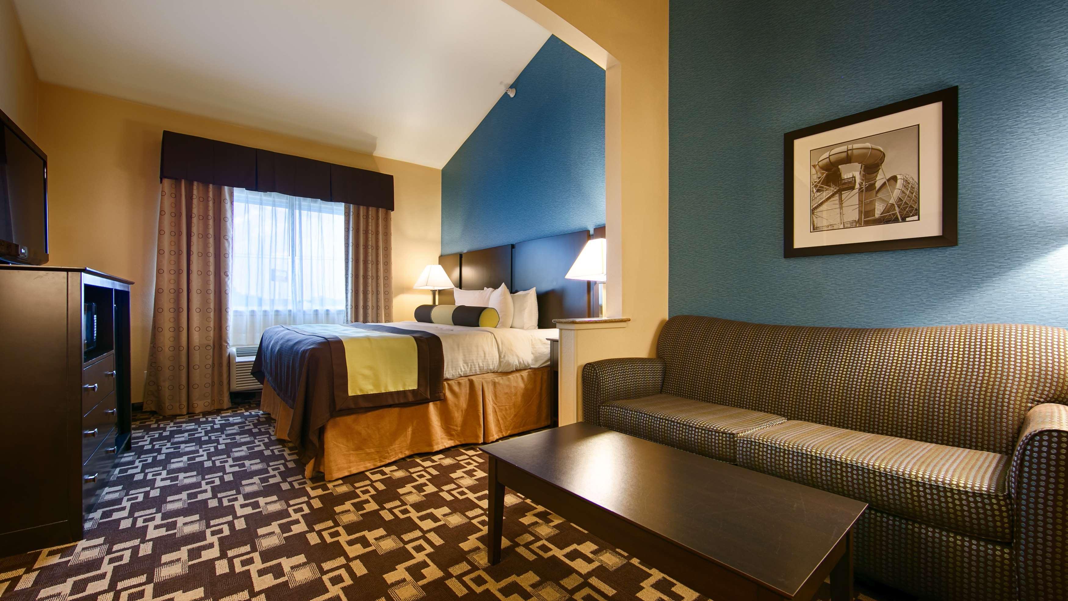 Best Western Plus Arlington North Hotel & Suites Grand Prairie Exterior photo