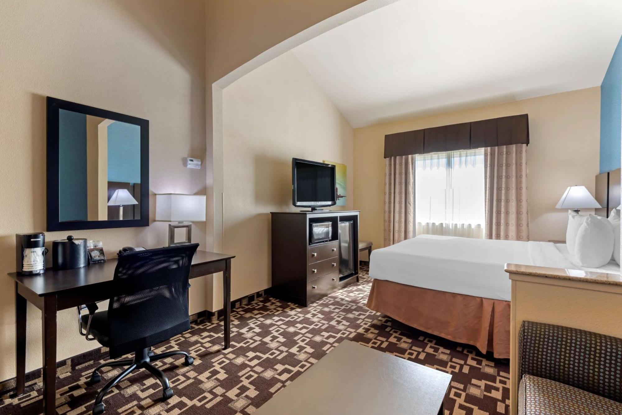 Best Western Plus Arlington North Hotel & Suites Grand Prairie Exterior photo